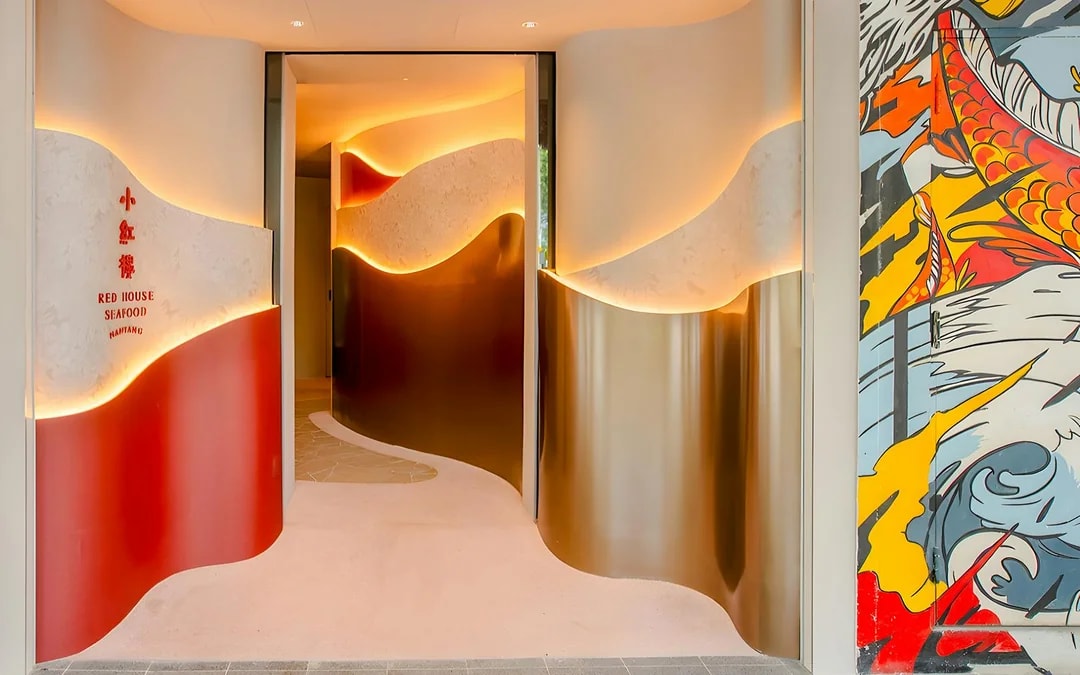 Singapore River Cruise + Chilli Crab and Seafood Experience Image 10