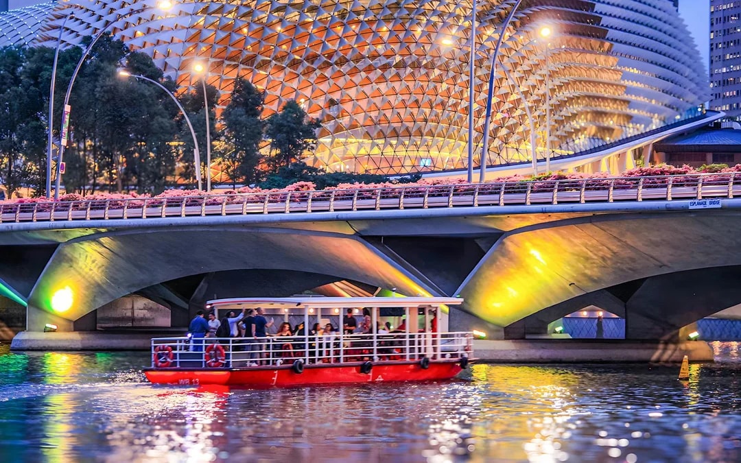Singapore River Sightseeing Cruise by WaterB Image 5