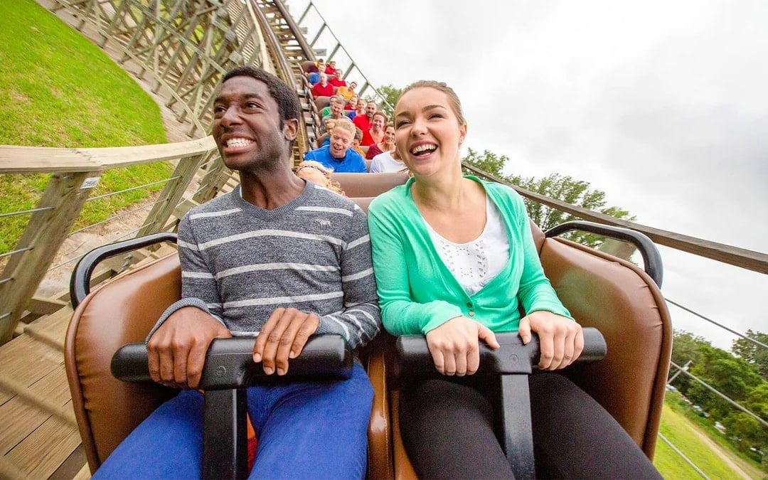 Six Flags Darien Lake One Day Tickets Image 1