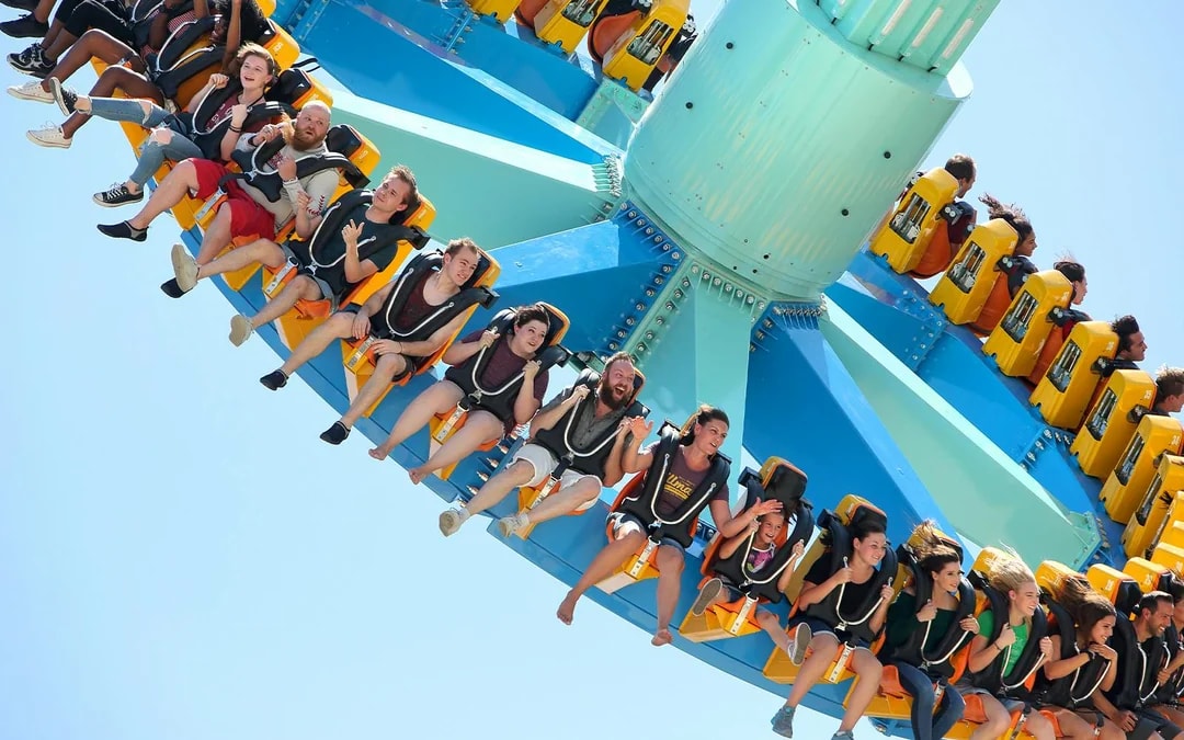 Six Flags Magic Mountain One Day Tickets Image 4