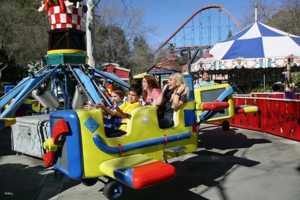 Six Flags Magic Mountain One Day Ticket