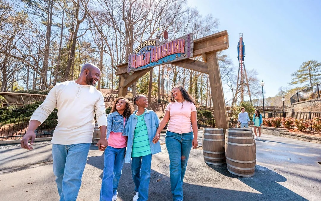 Six Flags Over Georgia One Day Ticket Image 2