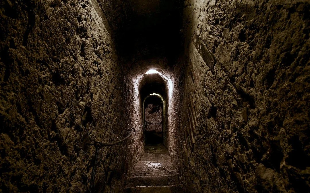 Bran Castle Guided Tour Image 8