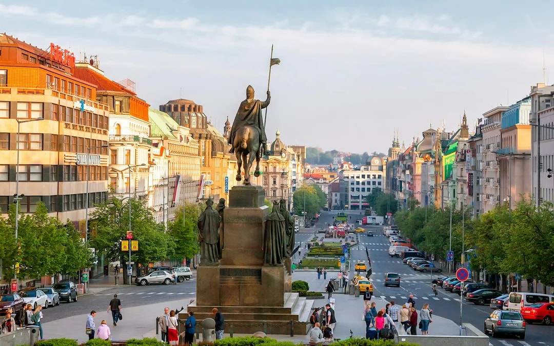Skip-the-Line Tickets to Prague National Museum with an Optional Guided Tour of Old Town Image 2