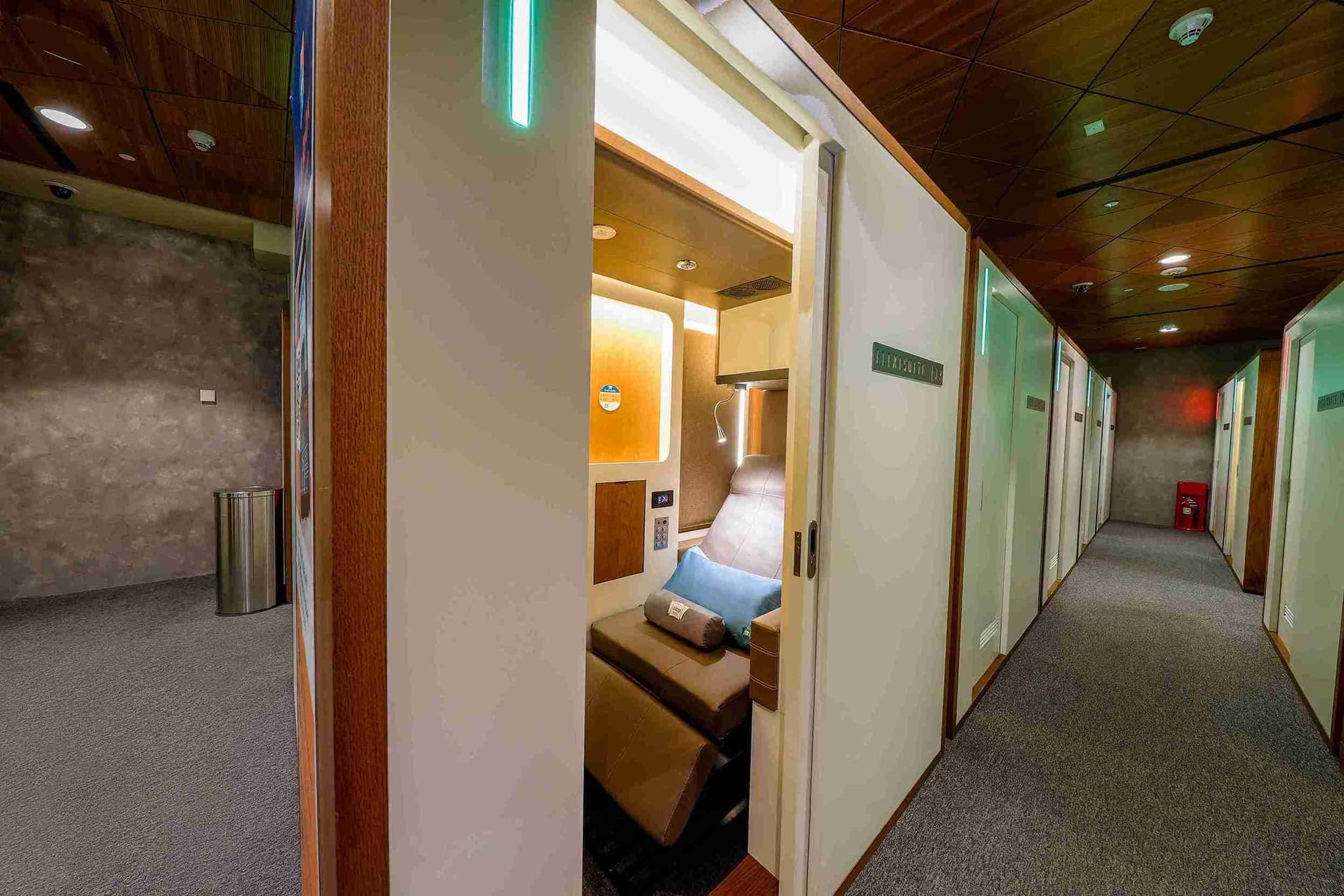 sleep 'n fly Lounge South Node Hamad International Airport