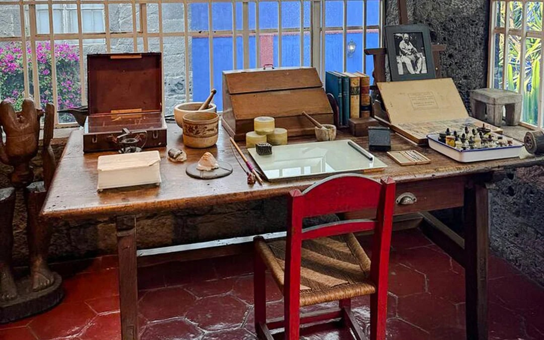 Small-Group Guided Tour of Frida Kahlo Museum with Anahuacalli Access Image 7