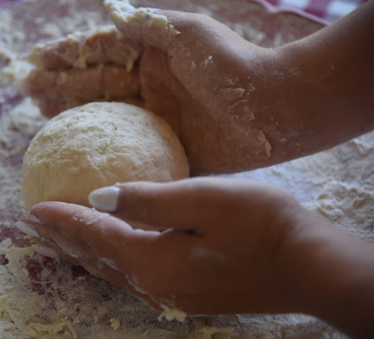 Sorrento: Pizza Lesson, Wine, and Limoncello at a Local Farm
