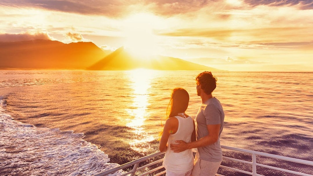 From Split: 1.5-Hour Sunset Sightseeing Cruise with Welcome Drink