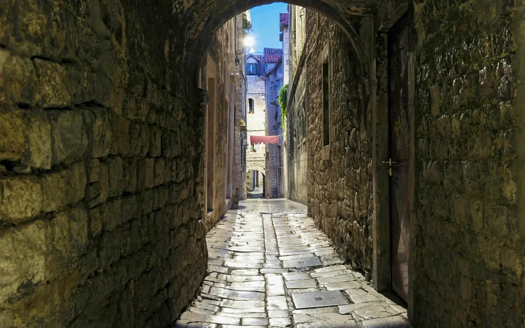 Split: Game of Thrones Tour with Diocletian's Cellar Image 6