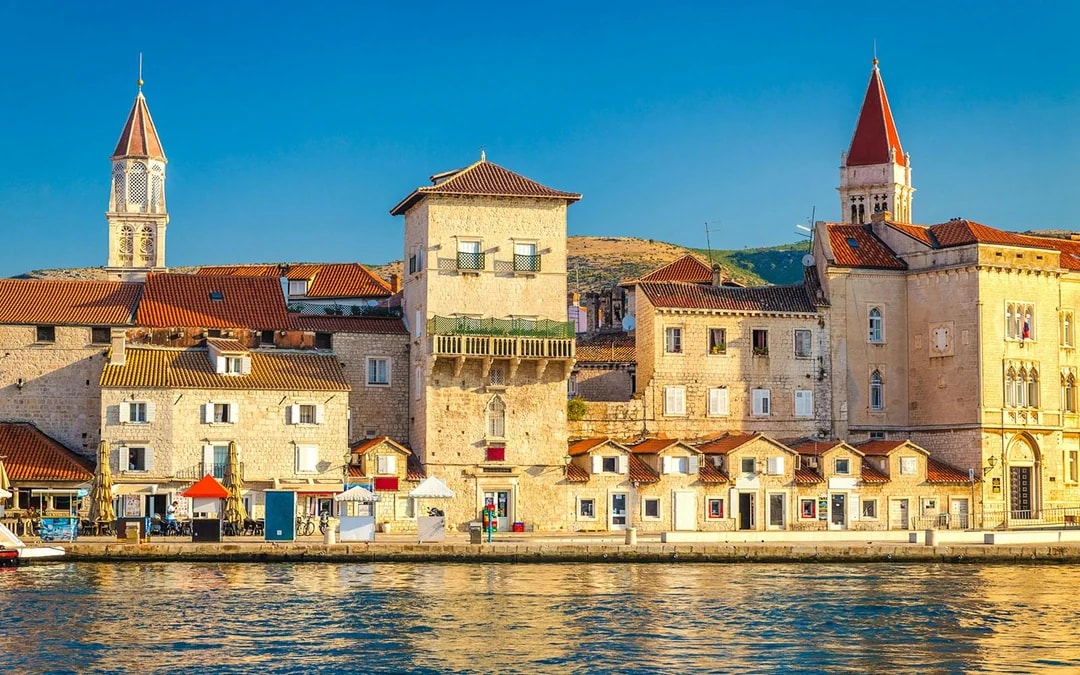 City Sightseeing: Split Hop-on Hop-off Bus Tour with Panoramic Tour Image 10