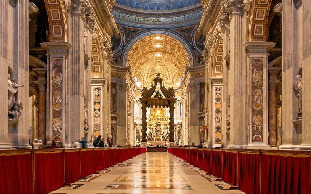 St. Peter's Basilica Guided Tour with Dome Climb Image 4