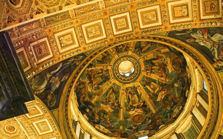 St. Peter’s Basilica Skip-the-Line Tickets and Papal Grottoes Access Image 4