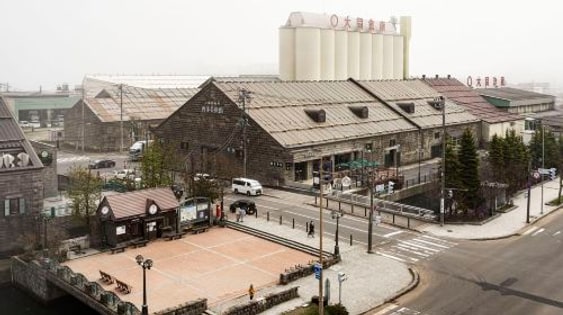 Stained Glass Museum(Former Arata Firm · Former Takahashi Warehouse)