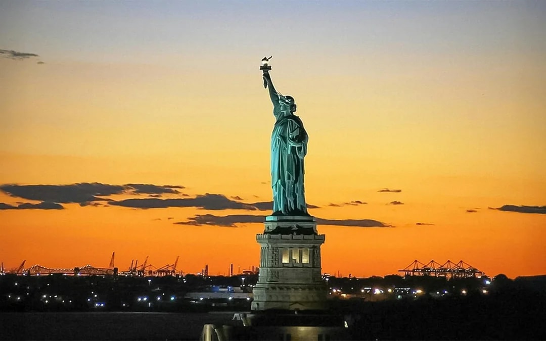 Statue of Liberty Sunset Cruise Image 1
