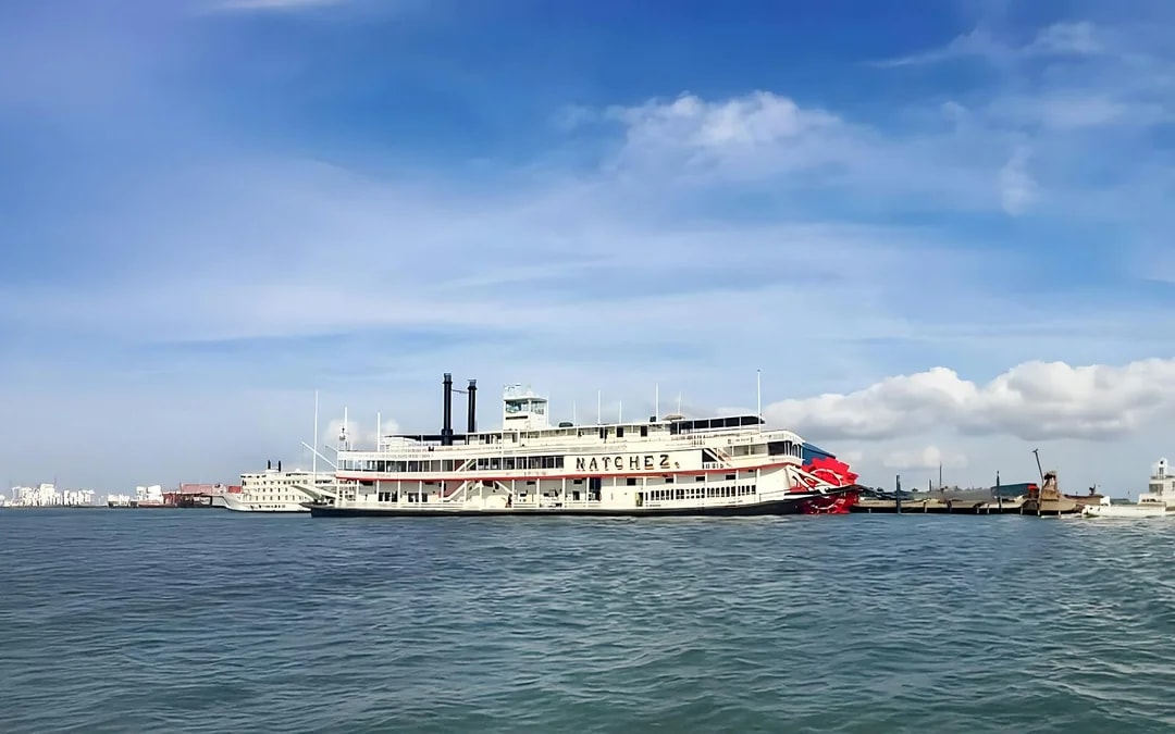 Steamboat Natchez Sightseeing Jazz Cruise Image 1