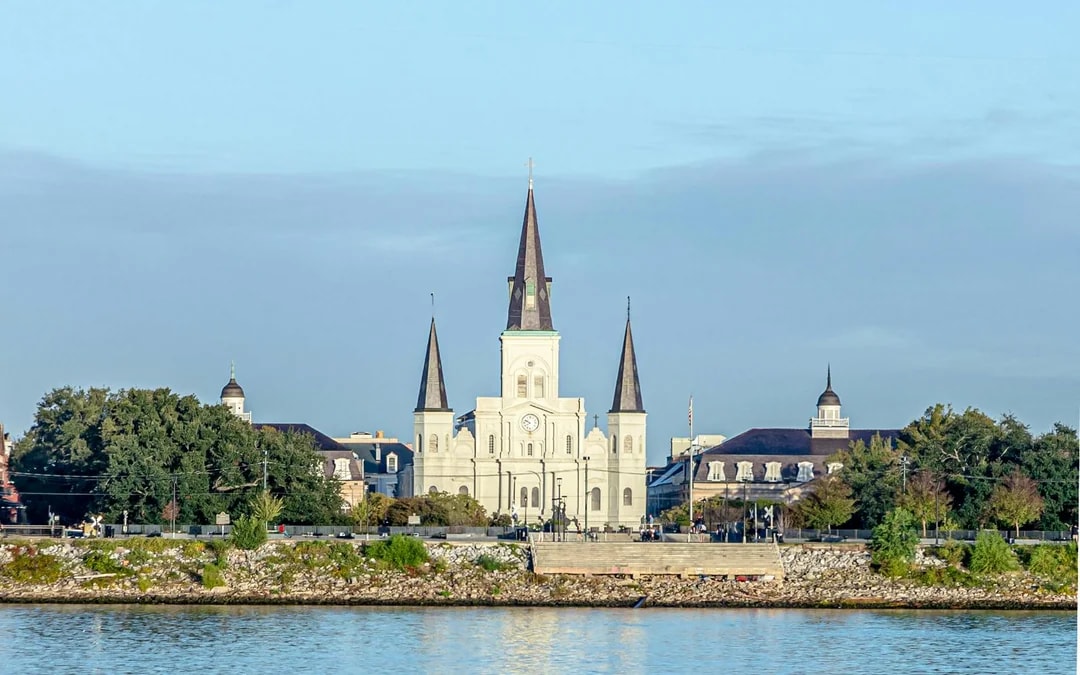 Steamboat Natchez Sightseeing Jazz Cruise with Lunch Image 7