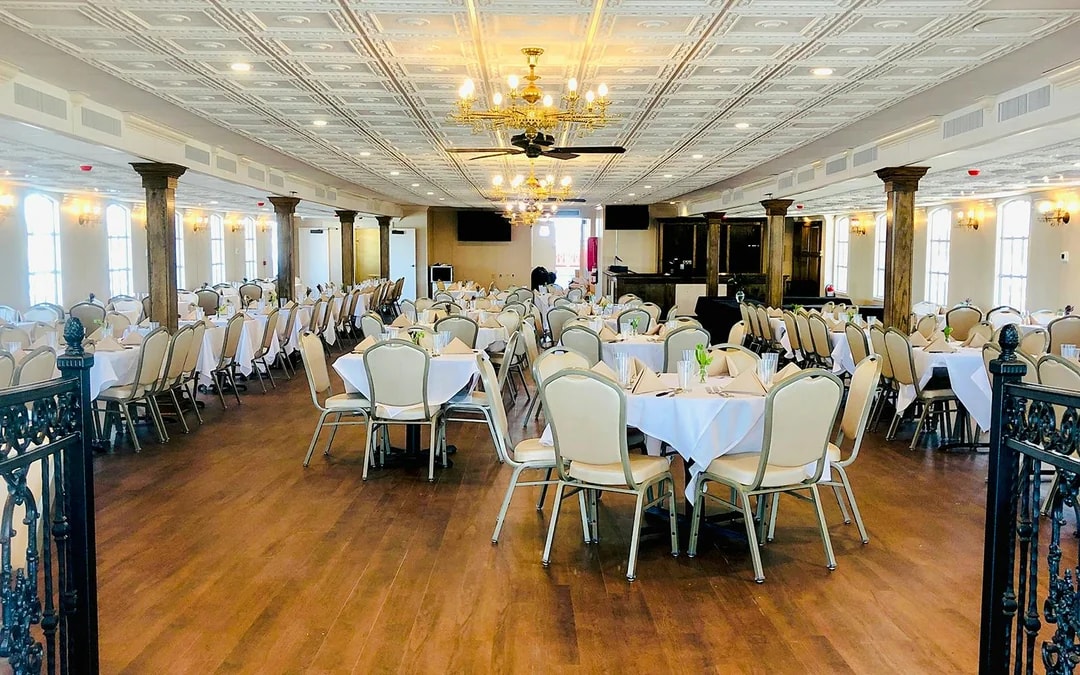 Steamboat Natchez Sightseeing Jazz Cruise with Lunch Image 9