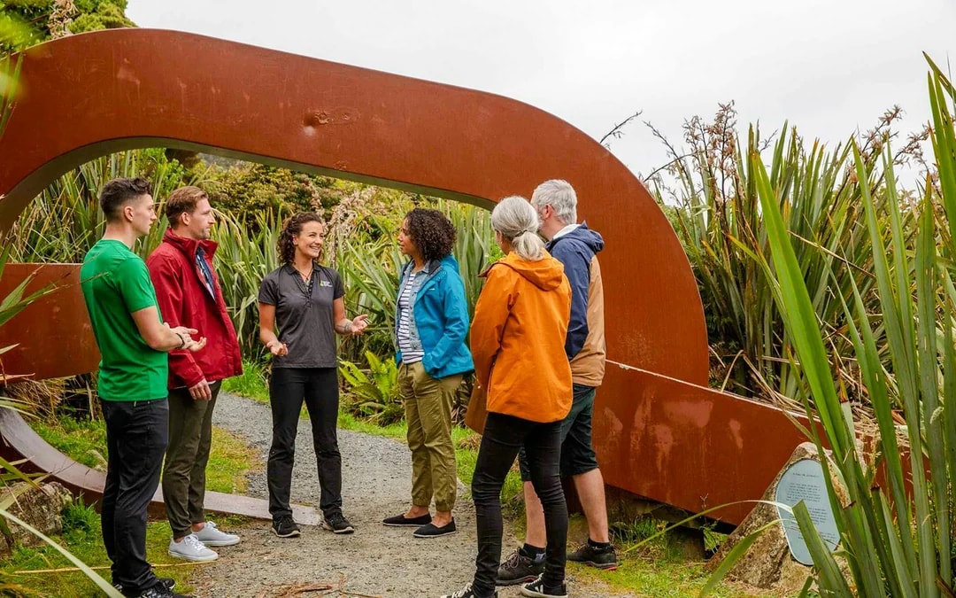 Stewart Island Village & Bays Tour
 Image 7