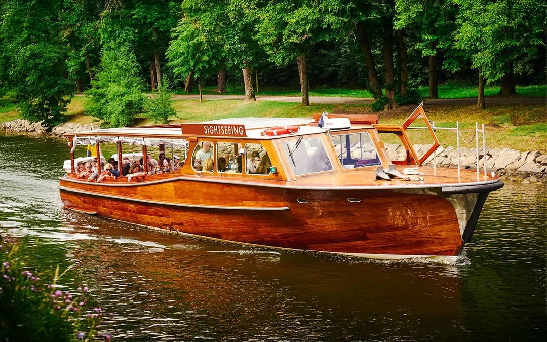 Stockholm: Archipelago Guided Cruise by Classic Eco-Friendly Wooden Boat Image 6