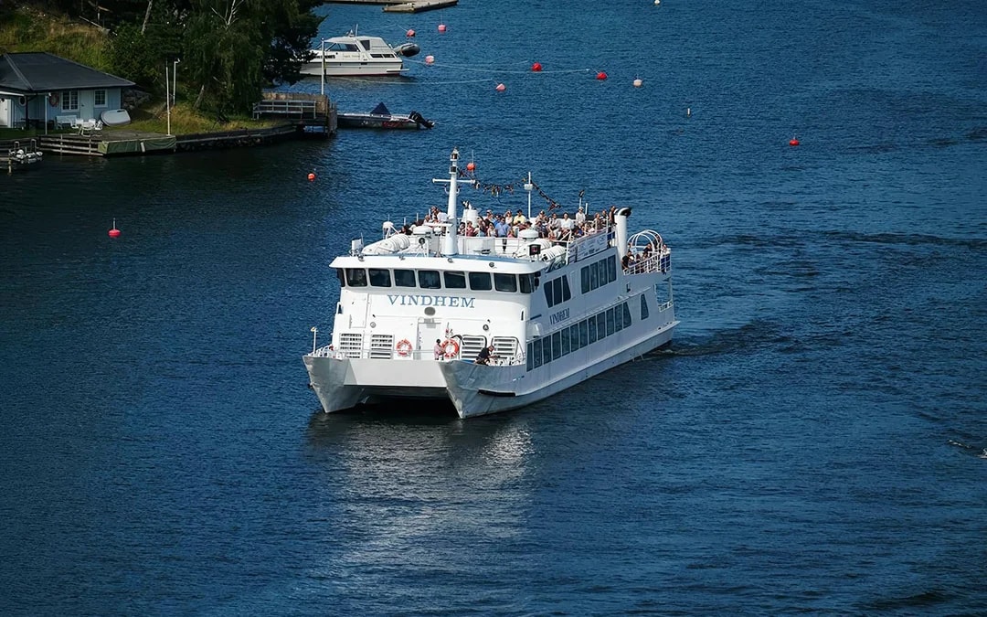 Stockholm: Archipelago Guided Cruise with Craft Beer Image 6