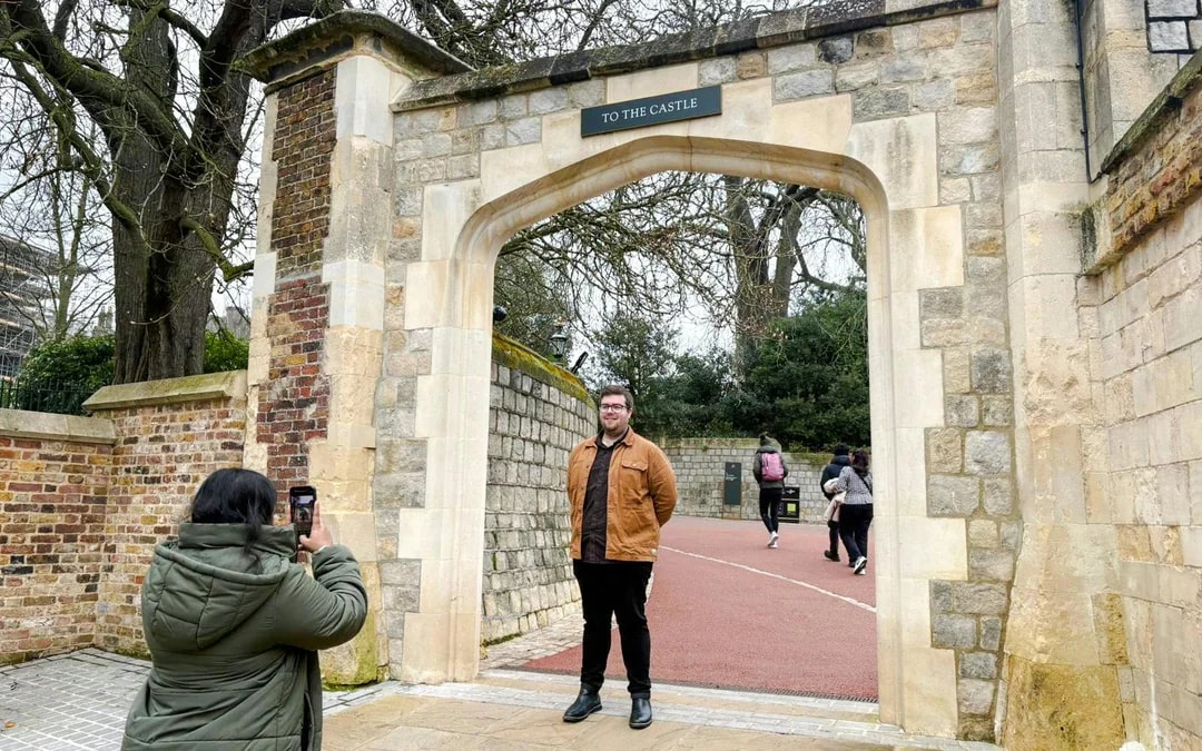Stonehenge, Windsor Castle and Bath with Pub Lunch in Lacock Image 7