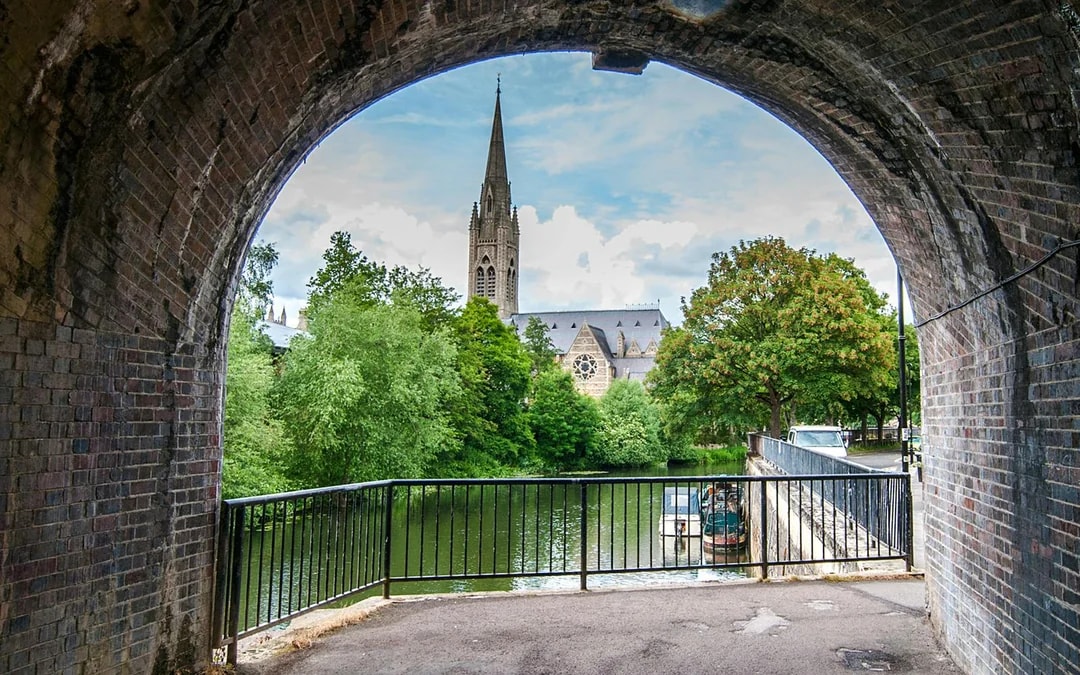 Stonehenge, Windsor Castle and Bath with Pub Lunch in Lacock Image 10