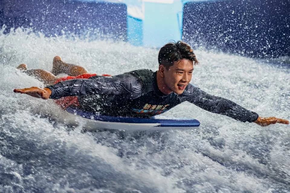 [Macau Attractions*] Studio City Water Park