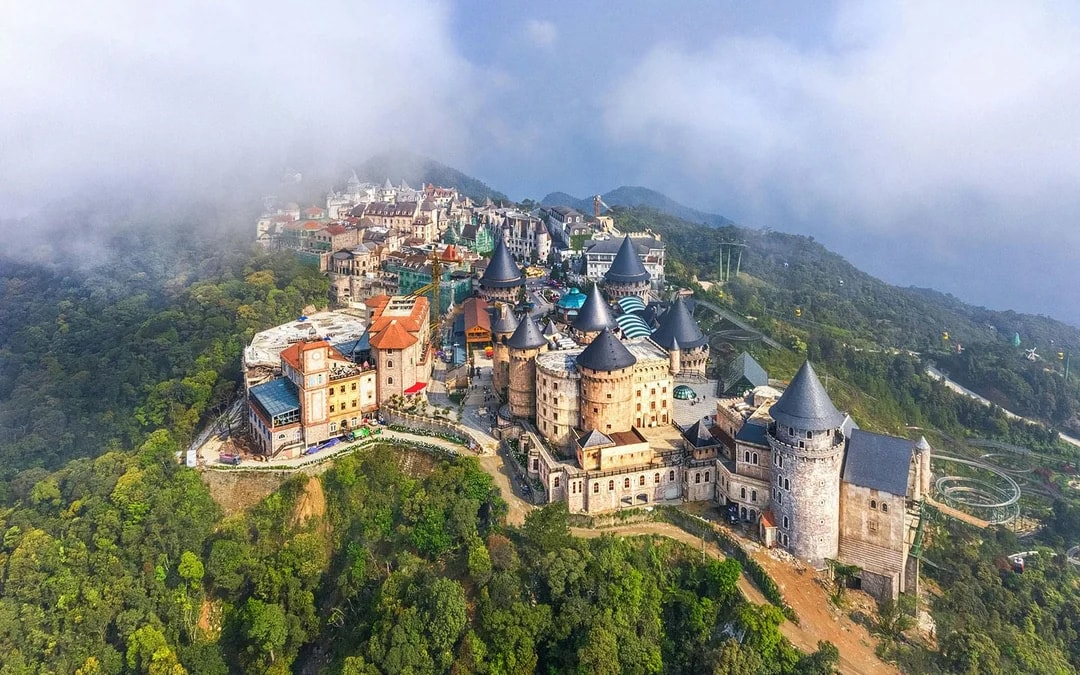 Sun World Ba Na Hills Tickets with Indian Buffet Lunch Image 7