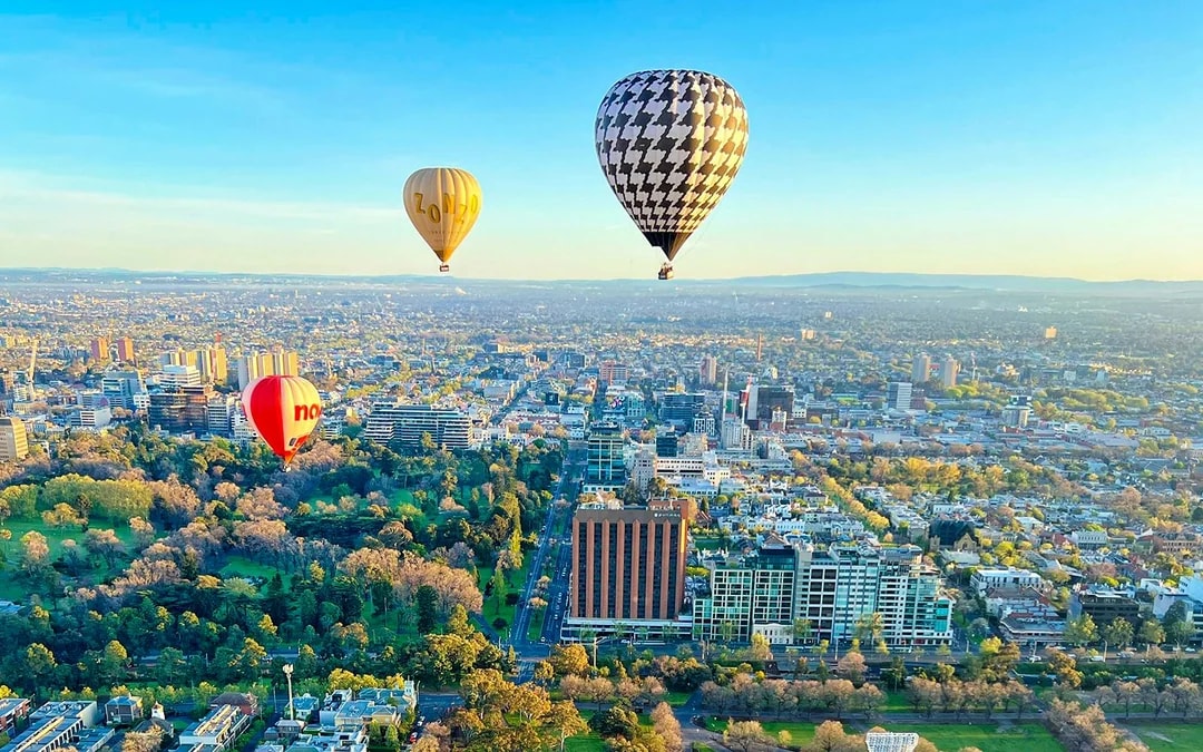 Sunrise Hot Air Balloon Flight Over Melbourne Image 5