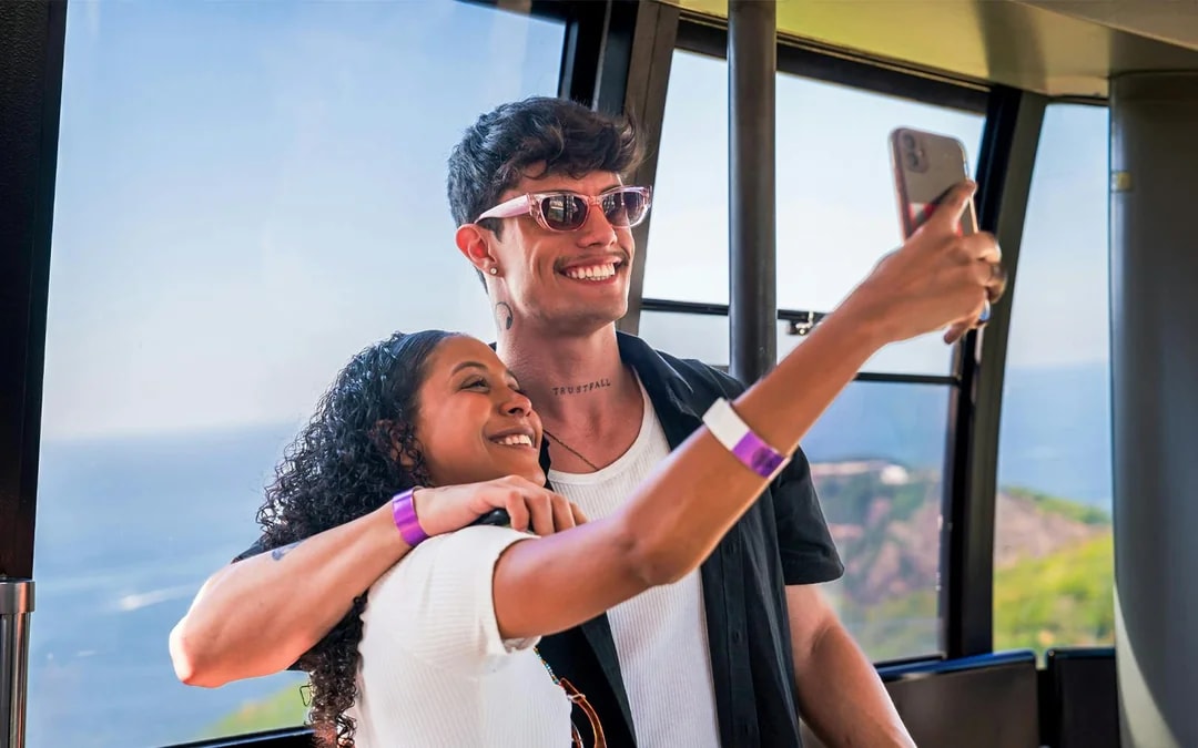 Sunset Tour of Rio with Christ the Redeemer & Sugarloaf Mountain Cable Car Tickets
 Image 8