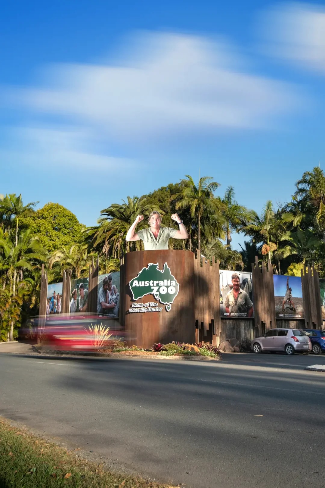 From Sunshine Coast: Australia Zoo Tickets with Transfers