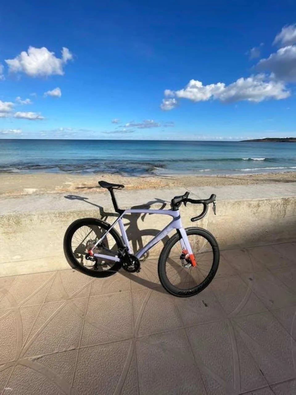 Superior road bike self-guided tour in Mallorca