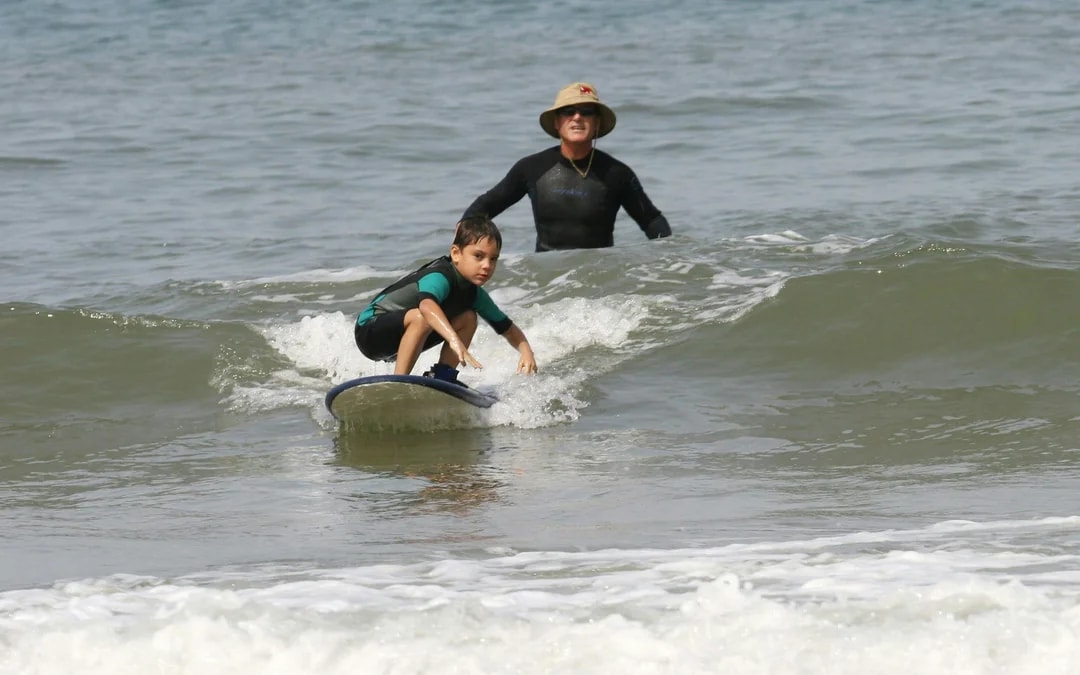 Surf Experience With Professional Surfer: Advanced Level Image 4