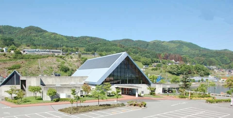 Suwa Glass Museum (SUWA Garasu no Sato Museum) Advance Admission Ticket (Instant Confirmation) - Nagano