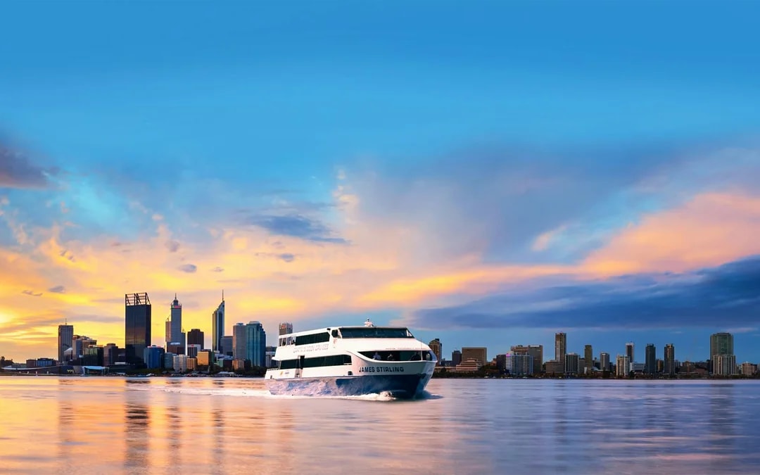 Swan River Dinner Cruise Image 1