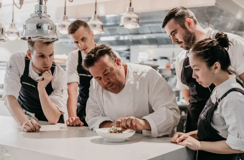 Sydney Opera House Official Guided Tour with Dine in Bennelong or Midden Restaurant
