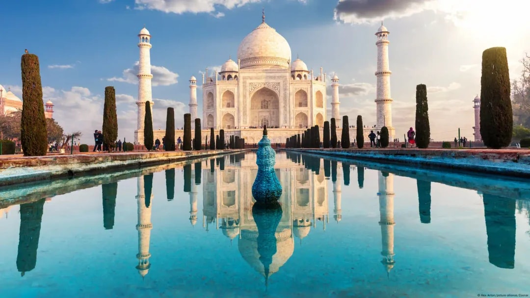 Agra Taj Mahal priority entry ticket