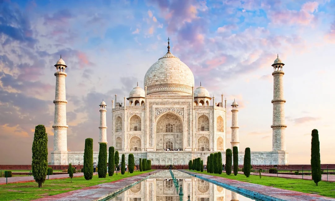 Agra Taj Mahal priority entry ticket