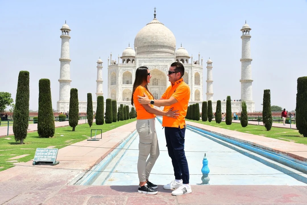 Taj Mahal Fast Track Ticket with Flexible Timing
