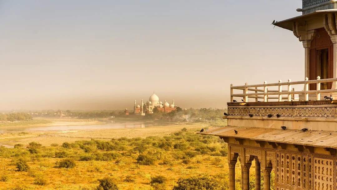 Taj Mahal Entry Ticket for Foreigners experience image 3