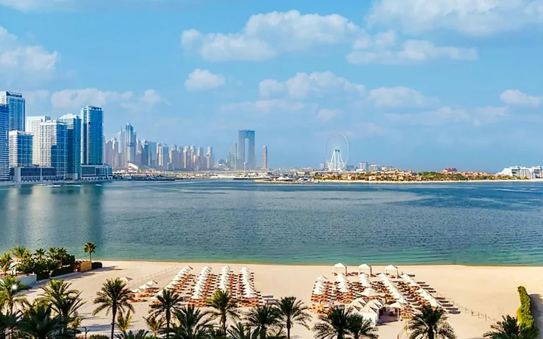 Fairmont The Palm Day Pass with Pool & Beach Sun Lounger Access Image 7