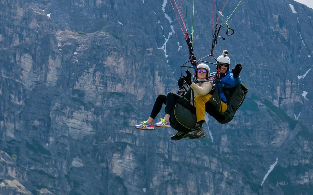 Tandem Paragliding Experience in Tirol Image 4