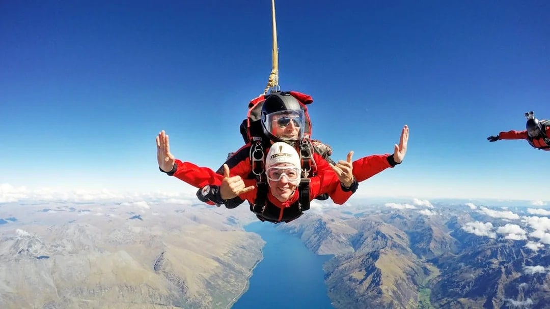 Tandem Skydiving at Queenstown