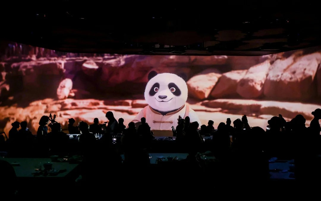 Taste of China Immersive Dining Experience with Live Performances Image 2