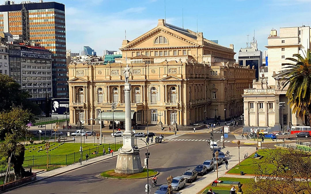 Teatro Colón Tickets with City Walking Tour Image 8