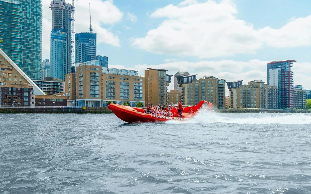 Thames River Speedboat Tour Image 9