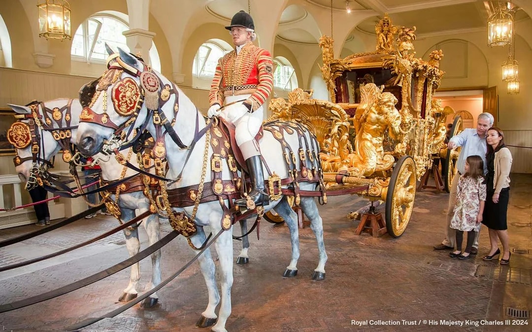 Buckingham Palace Ticket Image 7