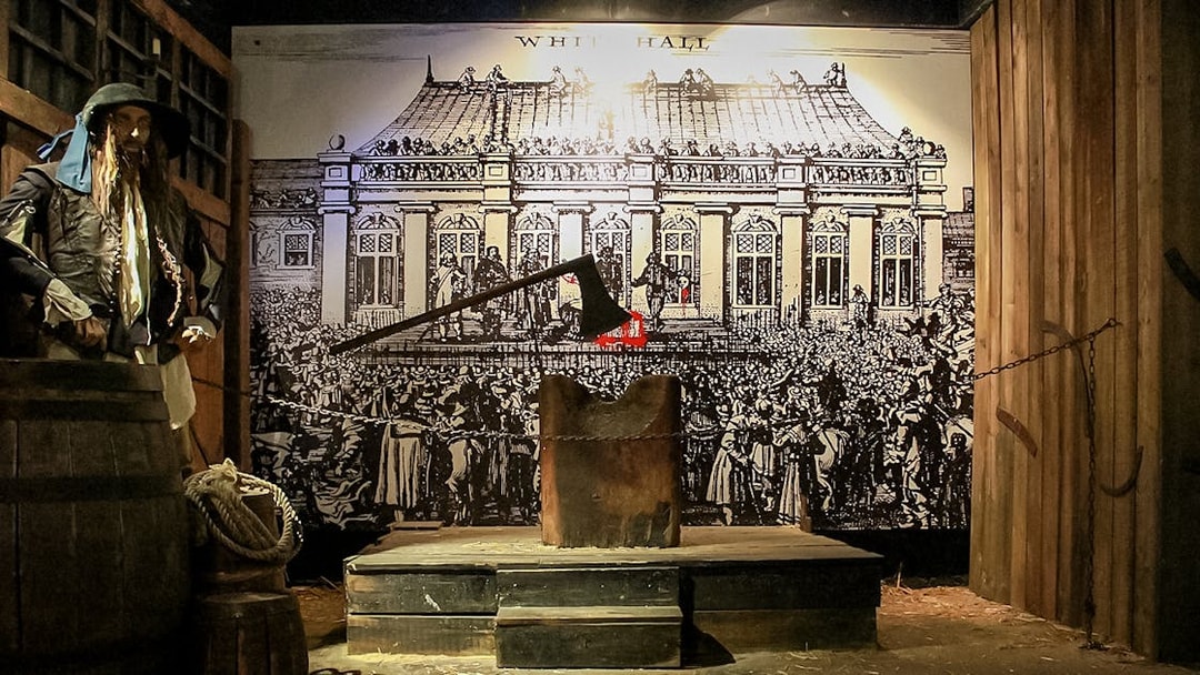 Execution scene display at The Clink Prison Museum, London.