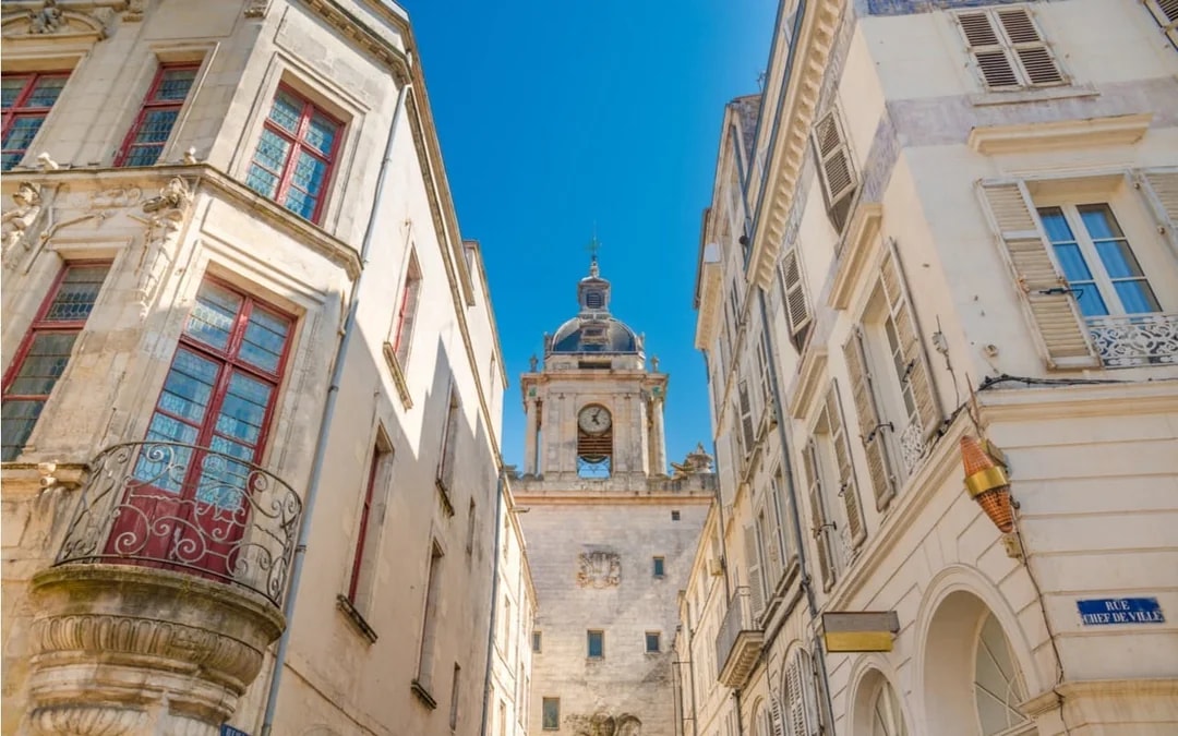 The Lost Treasure of La Rochelle: Self-Guided City Exploration Game Image 7
