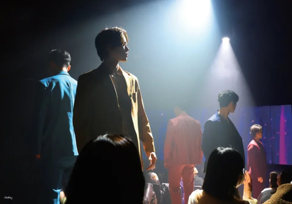 The Man Alive "Choice" Macho Musical [Women Ages 19 & Up Only] | South Korea